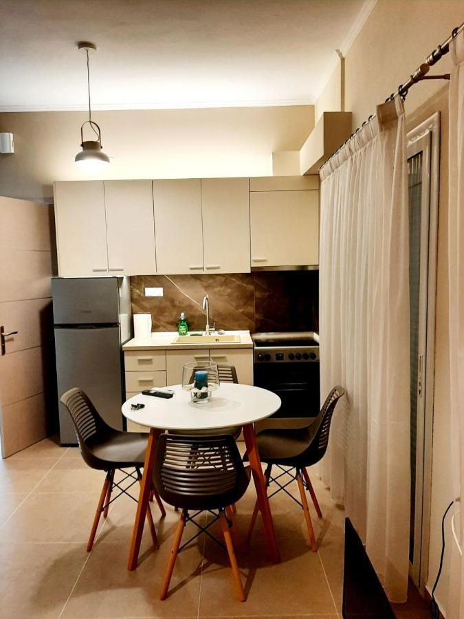 Castello Apartments Kalyves Polygyrou Δωμάτιο φωτογραφία