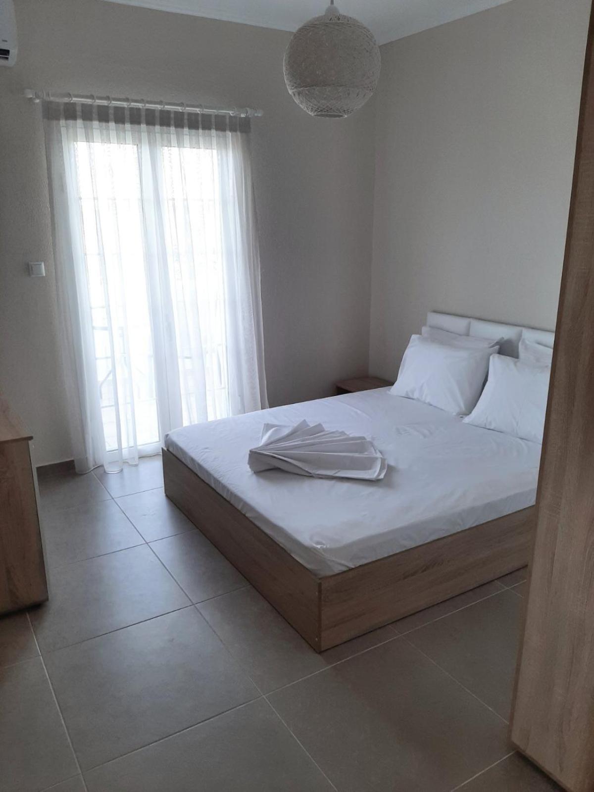 Castello Apartments Kalyves Polygyrou Δωμάτιο φωτογραφία
